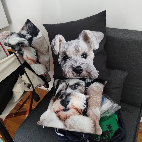 Dog-Theme  Cushion Case With Insert 18 Inc - Picture 4 of 4